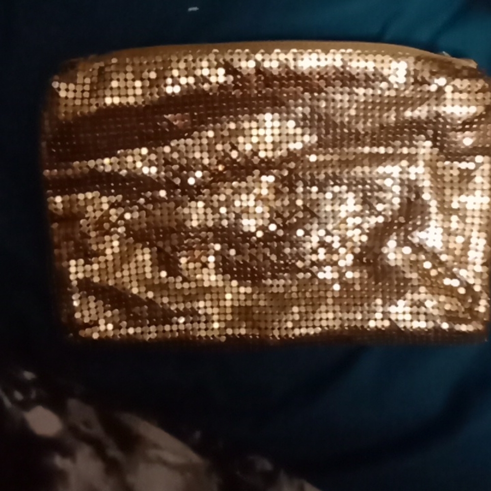 Whiting and Davis clutch